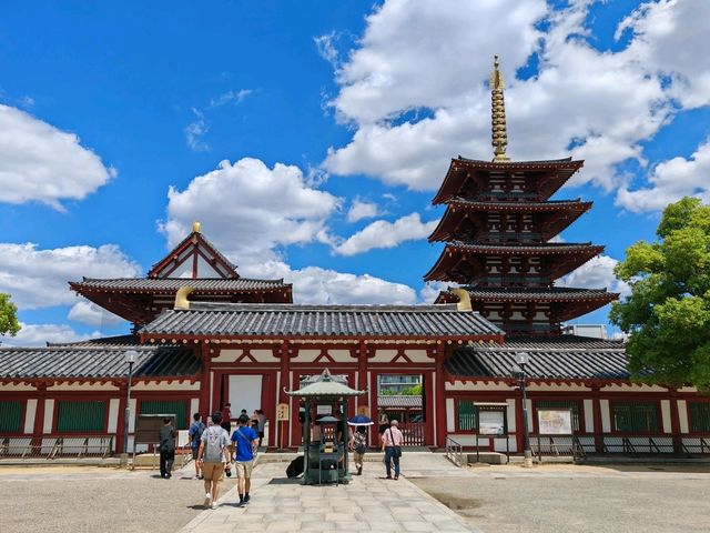 Superb Osaka tour with Amazing pass