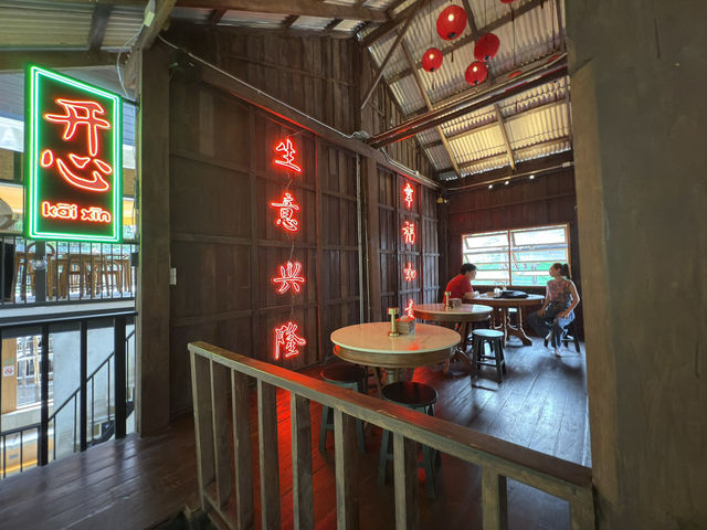 ร้านติ่มซำเปิดใหม่ในหมู่บ้านแม่กำปอง