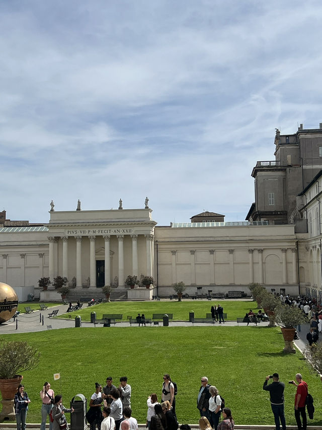 【🇻🇦梵蒂岡一日聖城攻略】西斯汀教堂震撼天頂畫+免排隊秘技！博物館動線、禁忌事項全解析🕍✨  