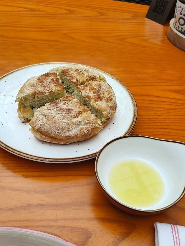 美高梅 玻璃天幕下嘆葡國美食