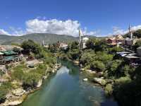 【Mostar｜ボスニアの絶景旧市街と歴史が交差する街】 美しい石橋「スタリ・モスト」と、戦火を乗り越えた街並み