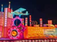 แสดงไฟแสงสีบนกำแพงเมืองโบราณต้าถง
