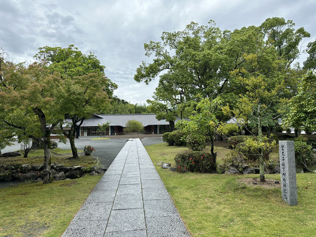 【宗像大社｜海と祈りに守られてきた日本屈指の古社】 古代から現代まで、人々の信仰をつなぐ聖なる地