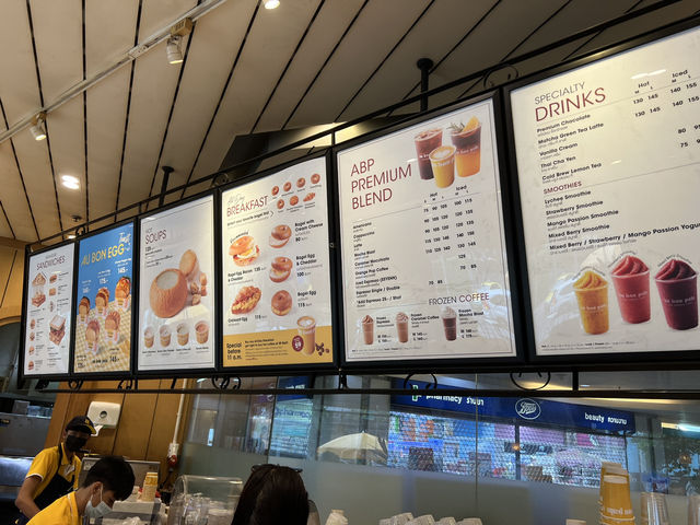 ☕️ Casual Coffee Break at Au Bon Pain – RSU Tower, Bangkok