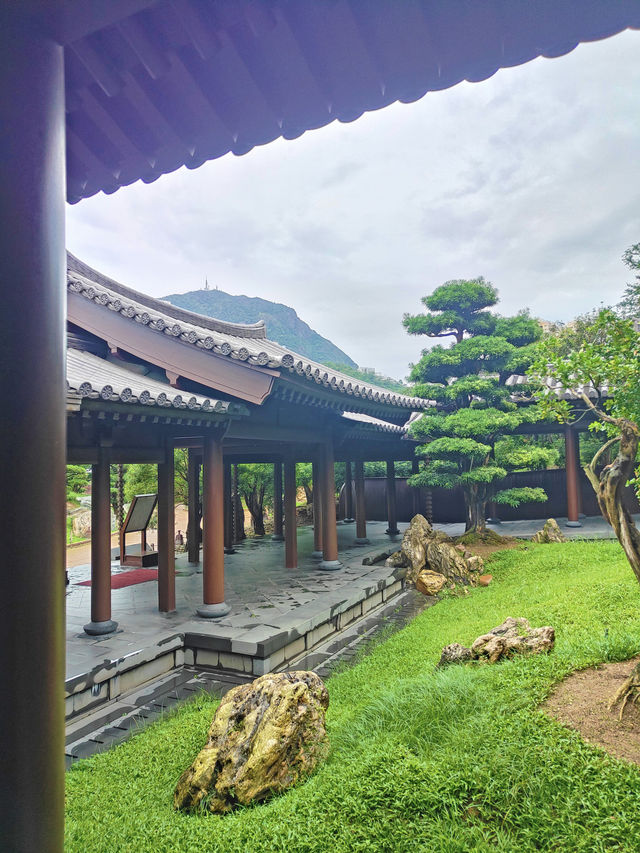 港都與世隔絕的蓮池淨土