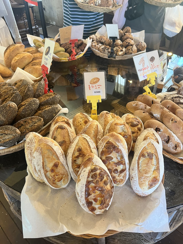구례에서 빠질 수 없는 담백하고 건강한 느낌의 목월빵집🥐