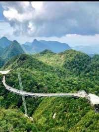 Langkawi on a Budget: Crystal Clear Water, Island Adventures & Sunset Views 🌊🌅