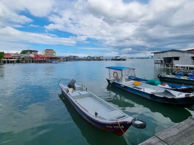 歴史と文化が息づく水上の村：Chew Jetty