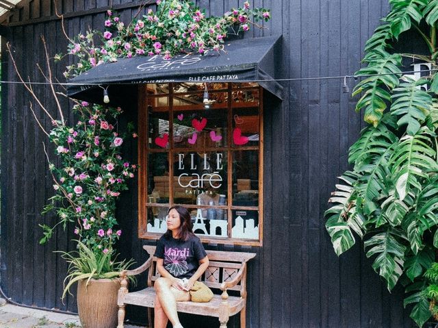 ELLE Café Pattaya |  Chonburi