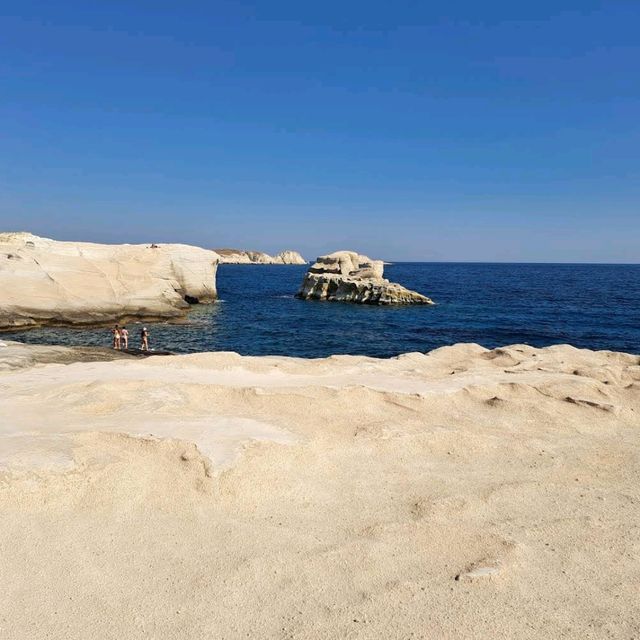 Sarakiniko Beach, Milos