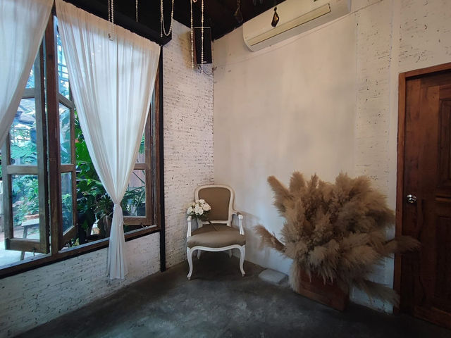 タイの小さな町で見つけた、特別なカフェ時間☕ #シンブリーカフェ