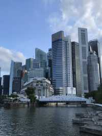 เดินเล่น Marina Bay ชม Merlion พ่นน้ำ 