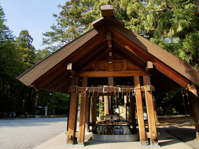 ⛩️ Serene Escape at Hokkaido Jingu