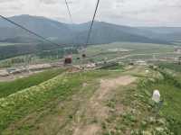 Above the Clouds: Breathing the Summit of Yunxiao Peak