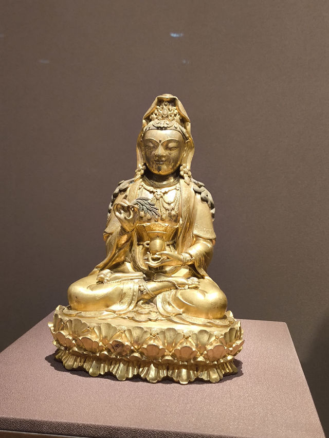 Step Into 6,000 Years of Chinese Art – Explore Shanghai Museum East