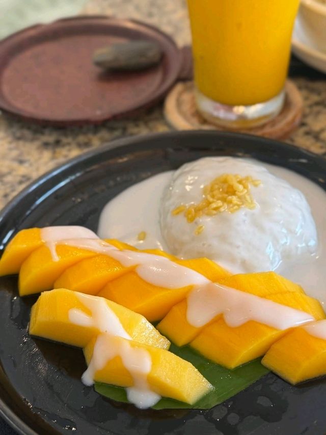 🍹: Happy Mango Thai Restaurants ร้านวังเวียง ลาว