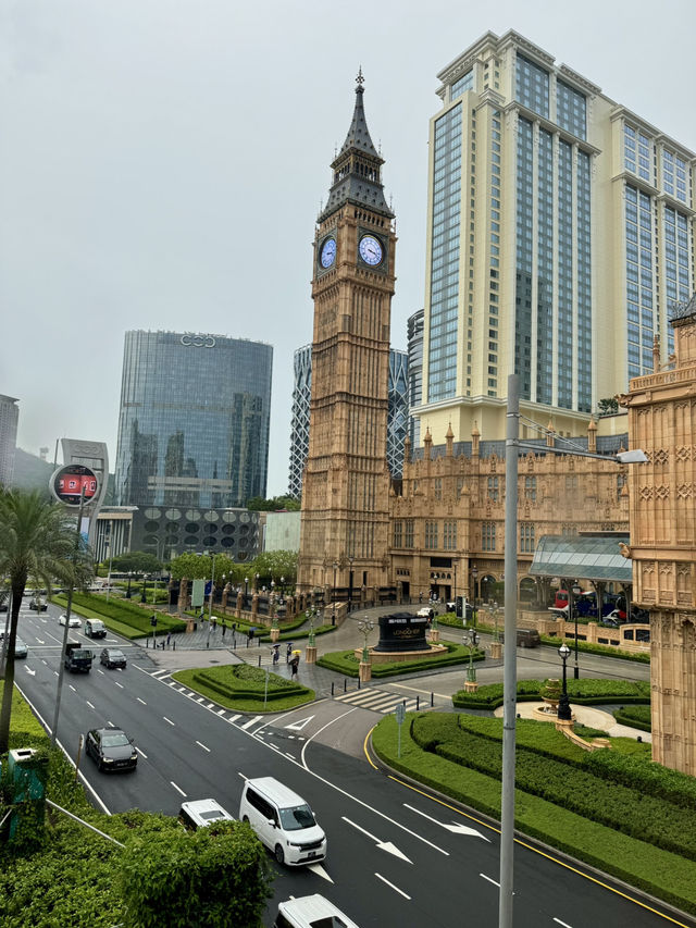 East Meets West: An Unforgettable 4-Day Journey Through Hong Kong and Macau