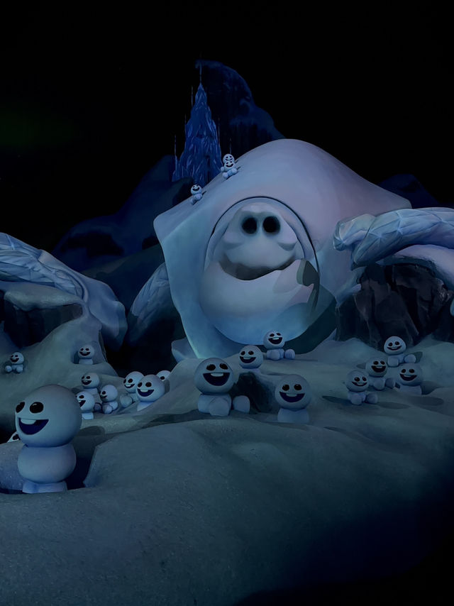 Frozen world ดิสนีย์ฮ่องกง