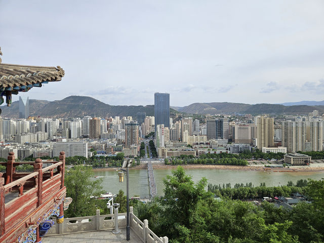 🏯 Baita Temple: A Hilltop Haven Over Lanzhou’s Yellow River