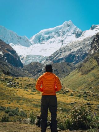 Huaraz: Snow-capped peaks and alpine lakes in the Peruvian Andes