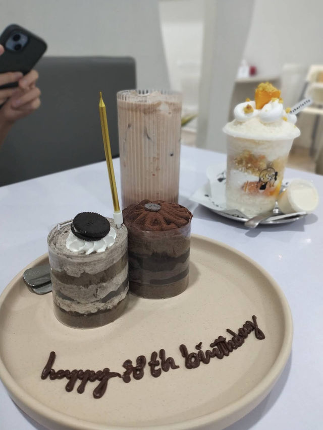Sharlotte Cafe, Aesthetic Bakes and Cozy Vibes in Batam Sharlotte Cafe, Aesthetic Bakes and Cozy Vibes in Batam