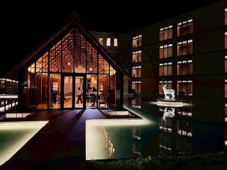 Lake Toya Tsuruga Resort Hikari no Uta