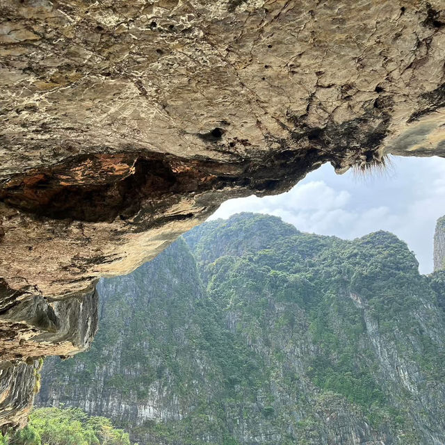🐠 Maya Bay – Where the Cliffs Meet the Sea