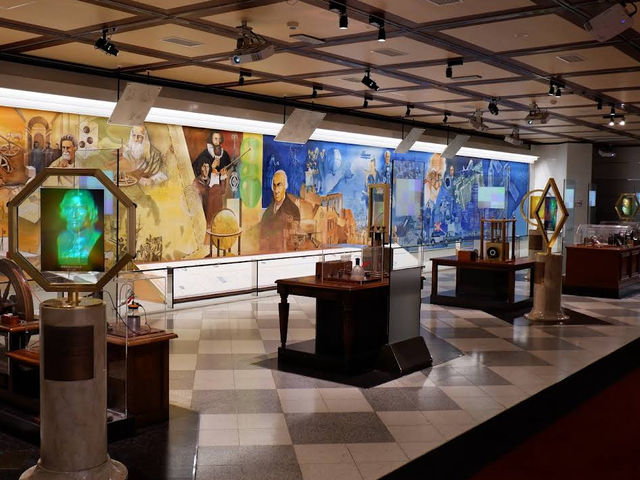 ⚡🔬 Powering Curiosity at the Science Museum of Electricity ⚙️💡