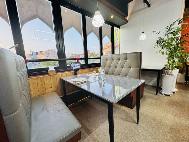 🍛 Where Curry Meets Comfort: Discover Naan Curry’s Indian Magic!