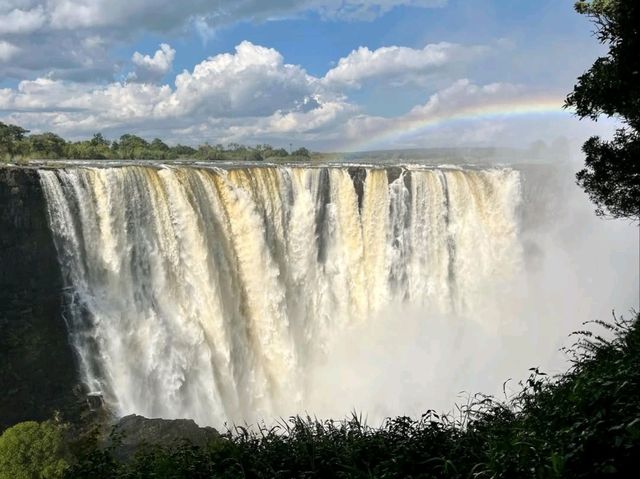 Victoria Falls: The Thunderous Wonder of Africa Victoria Falls: The Thunderous Wonder of Africa