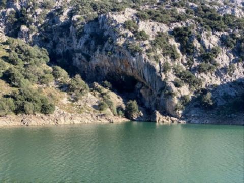 魅力的な街並みと歴史的な雰囲気が漂うポレンサ