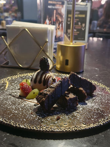 銅鑼灣高空Live Music晚餐  