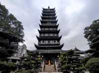 วัดพุทธโบราณ 800 ปีเมืองเซี่ยงไฮ้