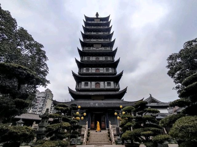 วัดพุทธโบราณ 800 ปีเมืองเซี่ยงไฮ้ วัดพุทธโบราณ 800 ปีเมืองเซี่ยงไฮ้