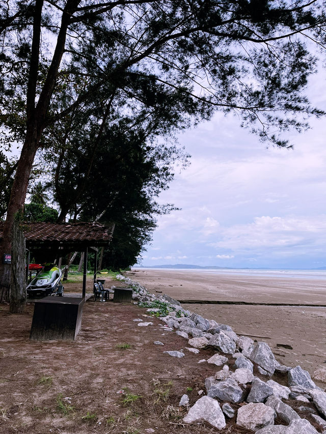 Roxy Beach Resort Sematan – Perfect Seaside Getaway Roxy Beach Resort Sematan – Perfect Seaside Getaway