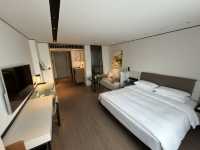 深圳木棉花酒店一晚開箱：舒適大床、大片窗景與迎賓水果