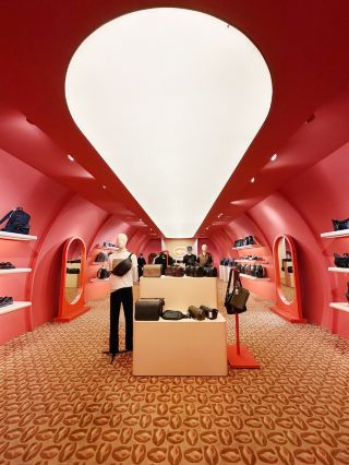พิกัดช้อปปิ้งลับๆ ที่มาพร้อมกับเซอร์ไพรส์เครื่องบิน Boeing 747