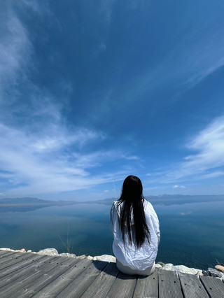 Sayram Lake: Losing Myself in The Boundless Blue