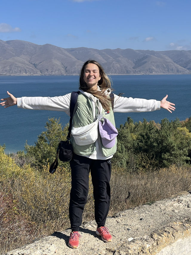 Is Armenian Hospitality Real? A Hitchhiking Story from Lake Sevan to Tbilisi 🇬🇪 Is Armenian Hospitality Real? A Hitchhiking Story from Lake Sevan to Tbilisi 🇬🇪