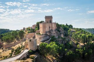 Stepping Into a Storybook: Alarcón, Spain’s Medieval Fortress Village 🏰✨