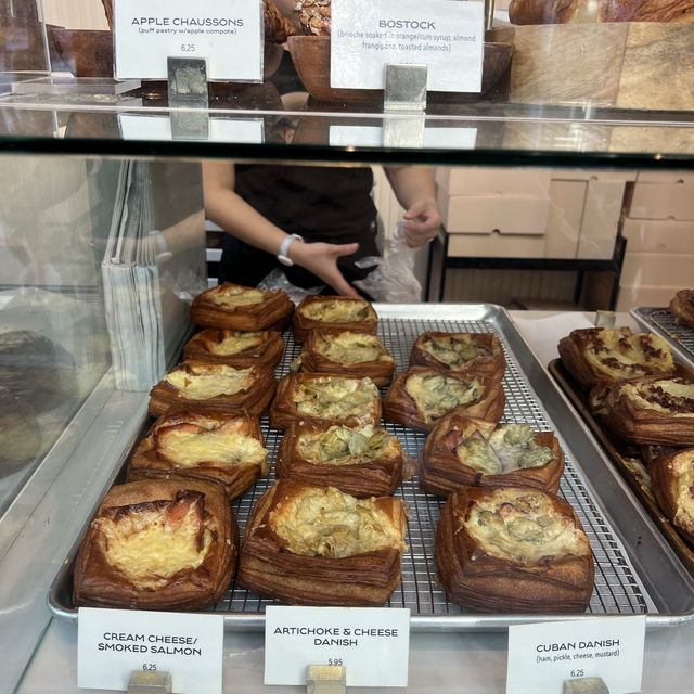 多倫多大排長龍的法式麵包店