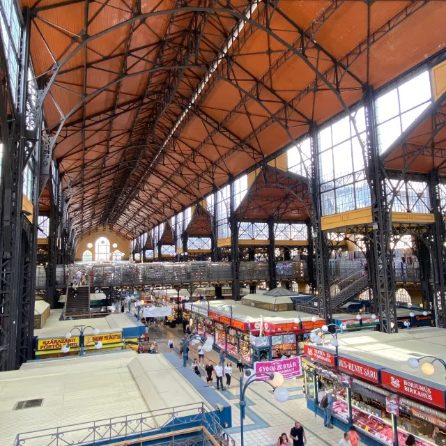 🇭🇺 Shopping Paradise: Central market Hall 🛍