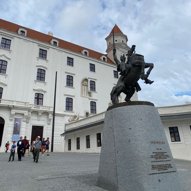 🇸🇰Landmark of Slovakia : Bratislava Castle🏰