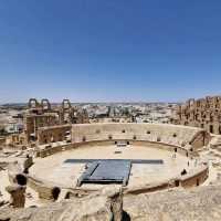 El Jem's Ancient Grandeur! 🏛️🔥