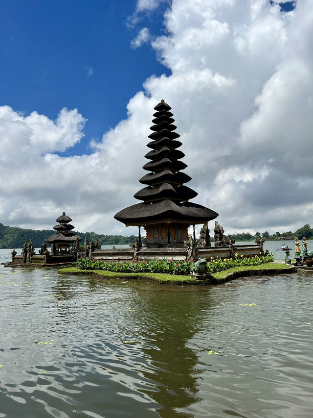 Ulun Danu Beratan Temple: Bali’s Floating Sanctuary