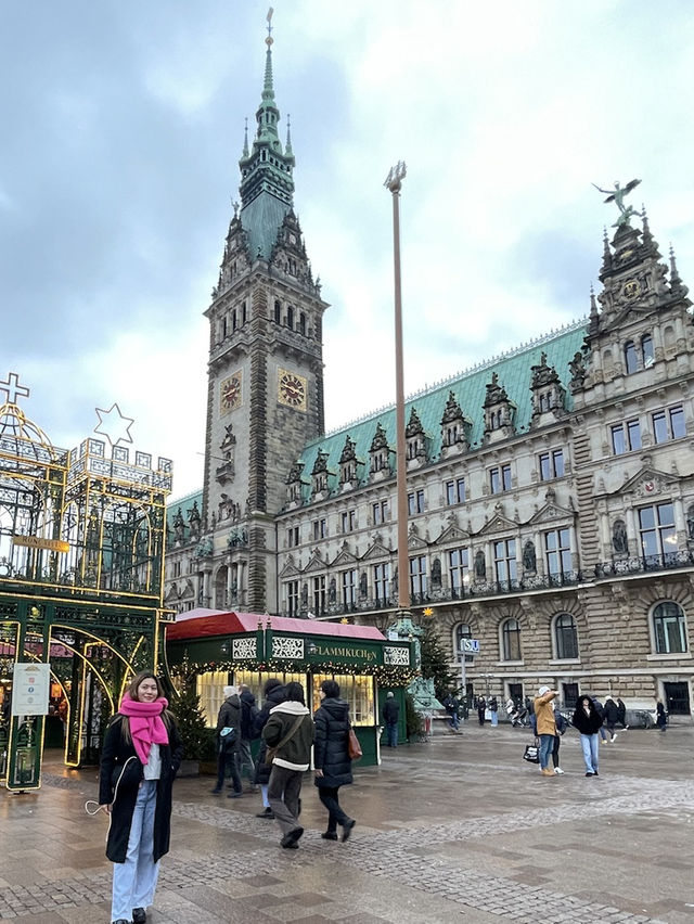 Frost & Found: Chasing Christmas Magic in Hamburg