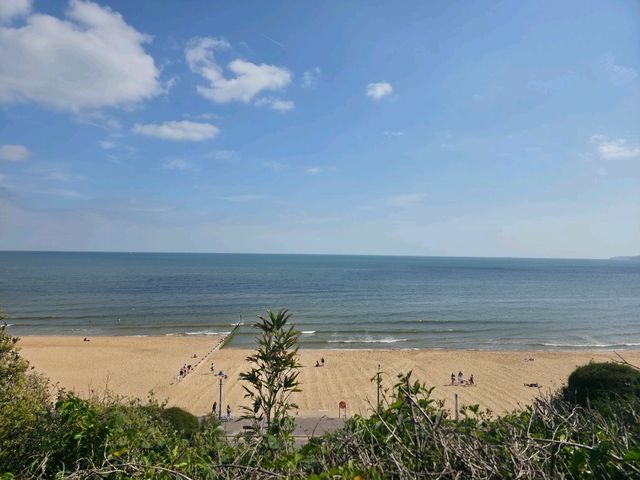 Bournemouth Breeze: A Short Escape to the Sea