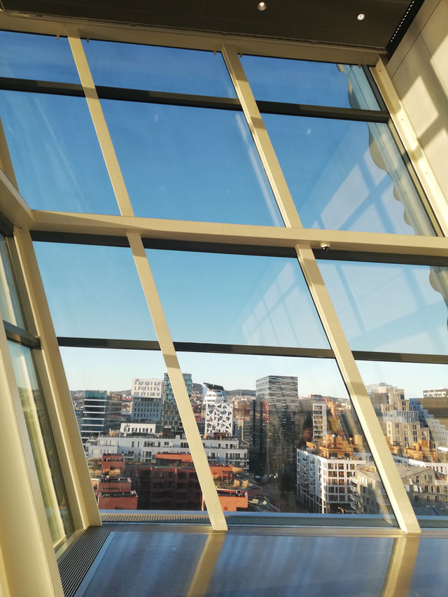 Where Art Screams: Oslo’s Munch Museum🖼️