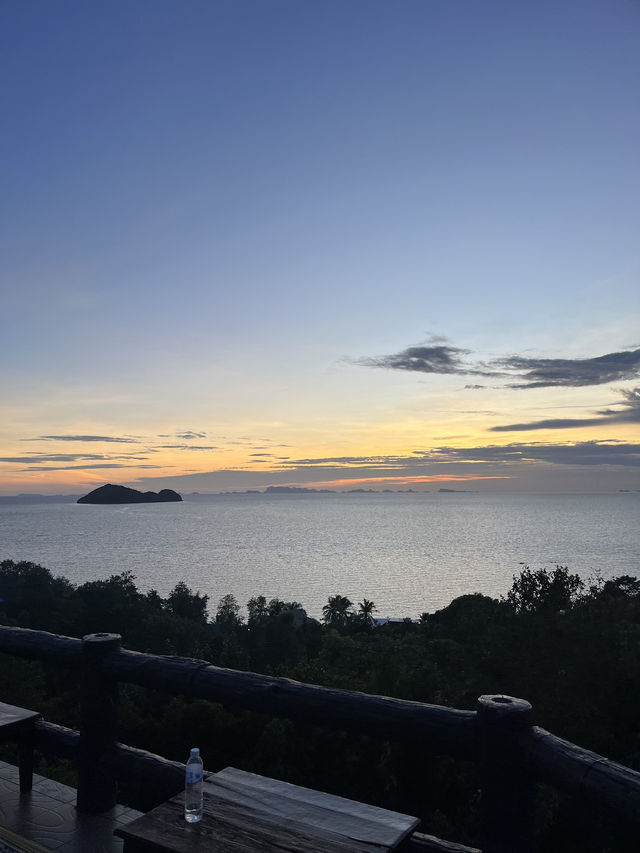 Amsterdam Bar – Ko Phangan’s Iconic Sunset Spot  