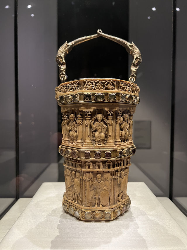 💎⛪ Domschatzkammer Aachen – Where Sacred Treasures and Imperial Power Collide ✨👑